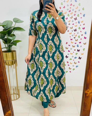 Emerald Green Ikat-Print Kurta Set