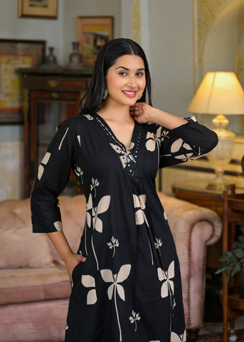 Cotton Printed A-Line Kurti Set with Embroidered V-Neck & Pocket