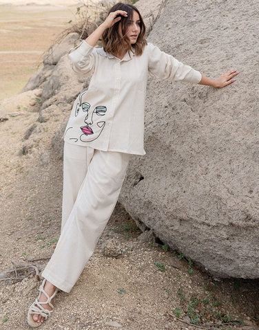 Minimalist Off-White Co-ord Set with Artistic Flair