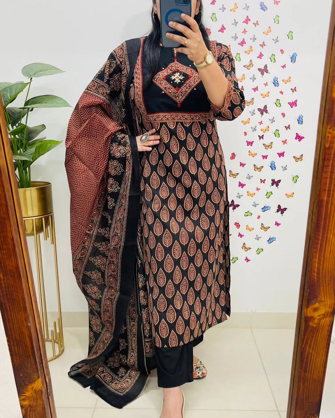 Mughal/Kalamkari Fusion Azrak bagru print kurti pant dupatta set