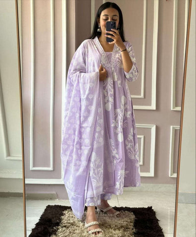 Lavender Whisper: Floral Printed Kurta Set